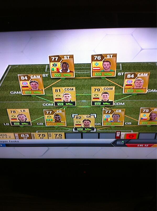 willo1807's tweet photo. @futgiveaways234 i have podolski http://t.co/rOnml6Z9tZ
