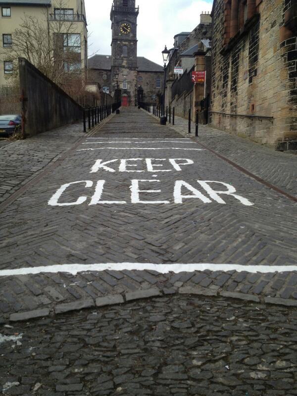 kwain86's tweet photo. @paisleyorguk @RenCouncilNews no one is allowed a sky dish in the conservation area but this is ok? http://t.co/vb0pbotmaa