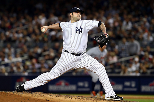 Cut4's tweet photo. Followers to RETWEET are eligible to win a baseball signed by @Yankees P @Joba_62: http://t.co/tkKCsous7k #MLBFC http://t.co/kZyIlwRpJD