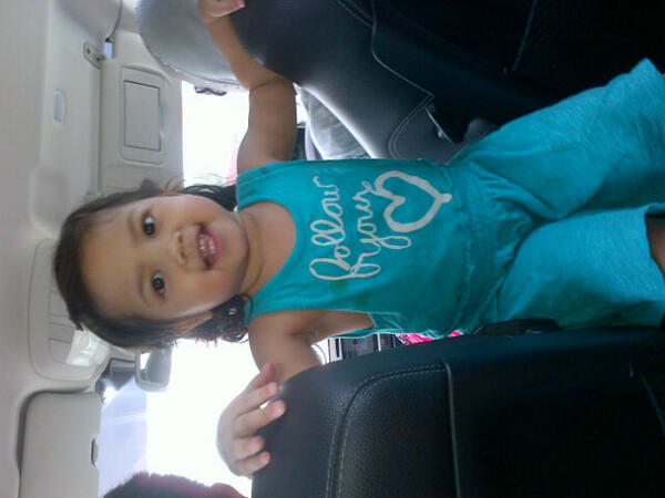 suriyaaffandi's tweet image. Missy wakey aft had 3 bfast.Diff food diff place #KBClan