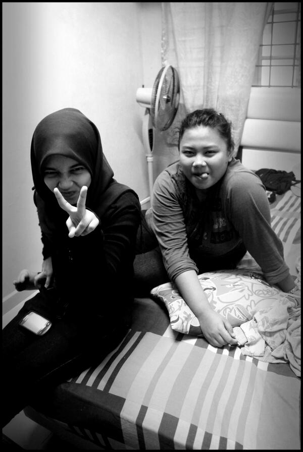 suhamazlan's tweet photo. haha dedicate to sum1 :D http://t.co/EkqDFn82PE