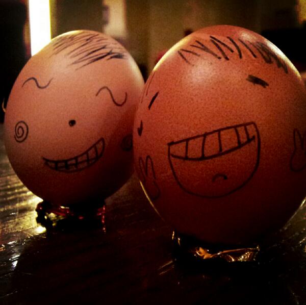 Sugar_B7's tweet photo. 부활절 계란이얌~♥ 냠냠 ((@wowwh  @ddww1122 )) 1위 추카해 내샤룽들! http://t.co/g6spmoXEnV