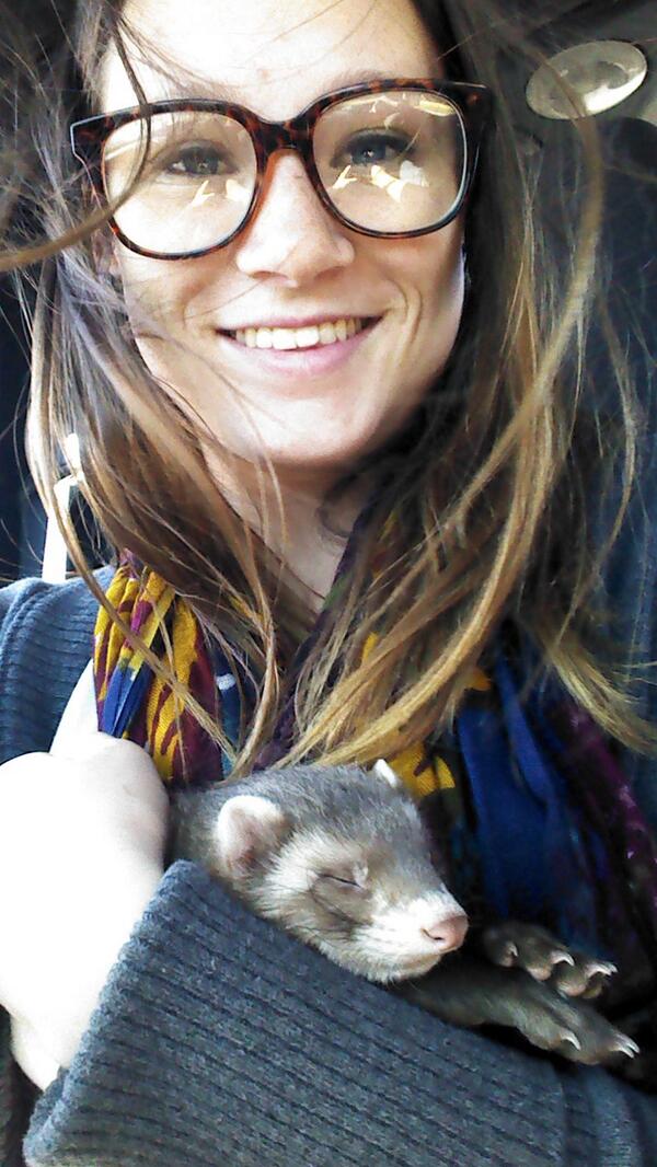 MeganRowland8's tweet photo. Car rides with Wallace :) http://t.co/a2lMXkjoV6