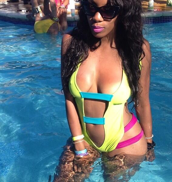 AsSeenOnSplash's tweet photo. This #custom swimsuit for our #NY client Junita she wore it to #Dominican  #Republic it's has #Easter type colors http://t.co/TcUN1iLIr2