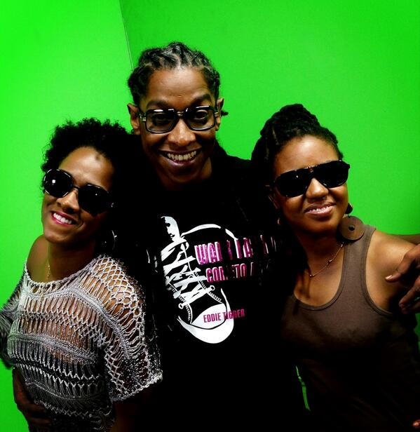 AudreyPostel's tweet image. Ce fut en direct cc @Swe971 @Styllee_ pour le #StylHit . Instant rythmé avec ls éclats d'rire de swé #Mizik #Lanmou