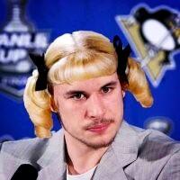 BenderProblems's tweet image. Cindy Crosby out indefinetly with a broken jaw #BenderProblems #HaGay