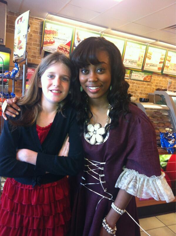 chatejahgeorge's tweet photo. NC fan #CRANKDATGETOUT http://t.co/ZXSUO3L98K