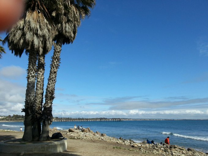 Turned out to be a beautiful day after all :-) chillin out in Ventura :-) http://t.co/sd3IVa73Qy<a href="/tag/glutenfree"class="tags"><span>#glutenfree</span></a><a href="/tag/pancakes"class="tags"><span>#pancakes</span></a><a href="/tag/pumpkin"class="tags"><span>#pumpkin</span></a>