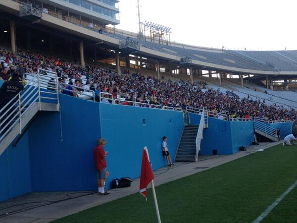 DallasCupLive's tweet photo. Nice crowd on an absolutely stunning evening at the Cotton Bowl http://t.co/8tL4E59Mg7