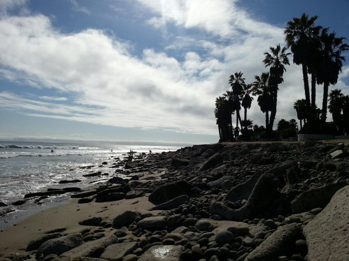 So pretty out :-) #VenturaBeach http://t.co/dtzH3z4Tf9<a href="/tag/venturabeach"class="tags">#VenturaBeach</a>