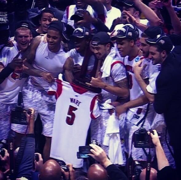 J_Braggie's tweet photo. Deserves endless retweets. #PrayForKevinWare http://t.co/6DS9StTbI3