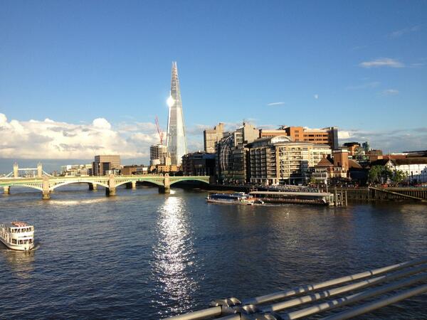 will_gui's tweet image. can't wait for summer! #Drinks #London #shard