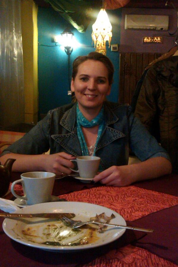 Leunn's tweet photo. Муж подсадил на индийскую кухню. Очень вкусно поели в индийском кафе. http://t.co/sVs3GTOu3Z