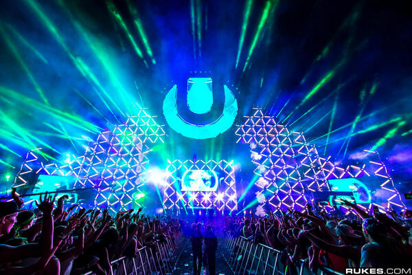 Photo of an Ultra Europe music festival stage