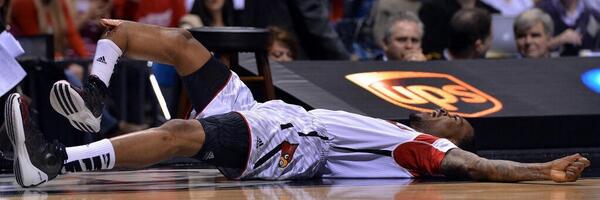 internetsean's tweet image. Most disturbing basketball injury I've ever seen. #PrayersForWare
