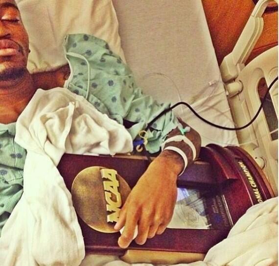 BraxstonCave's tweet image. Gave me chills seeing this picture... All for the love of the game!
#Pray4Ware