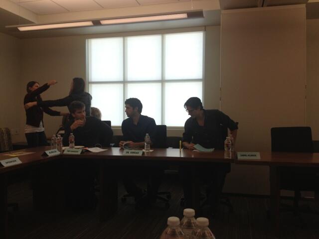 Twitter / Maya_Goldsmith: Rosewood dudes. http://t.co/V19N7ZKPSR