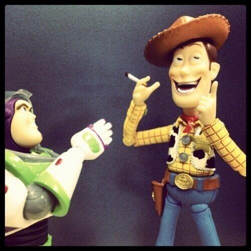 KatieGallups's tweet photo. "@NotBuzzLight: Me and woody sparking up our 1st spliff of the night #highlife http://t.co/v6MjwSzXLQ" @honorbarker94