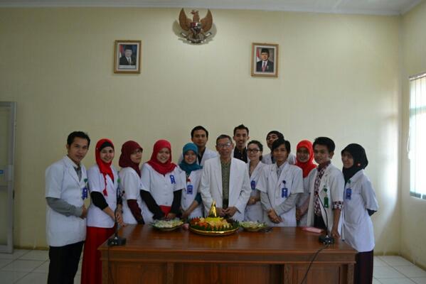 hermasari28's tweet photo. @ululainun @iintiti @kris_andari http://t.co/GrFr1YVEWd