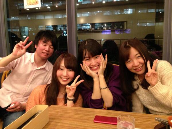 gwrc's tweet photo. 練習後にごはんきた♪一年生いっぱいで嬉しい！ありがとう＼(^o^)／♡ http://t.co/yJWjv1xtjV