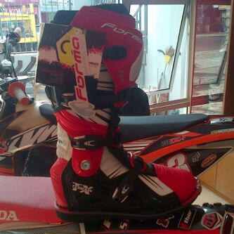 StoreMx's tweet image. Ready Sepatu FORMA for adventure CP 25AB64BC