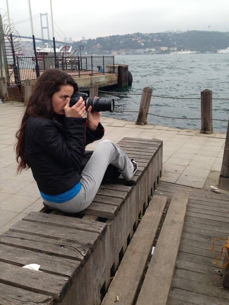 BH-l38fCEAITZ1k.jpg:large