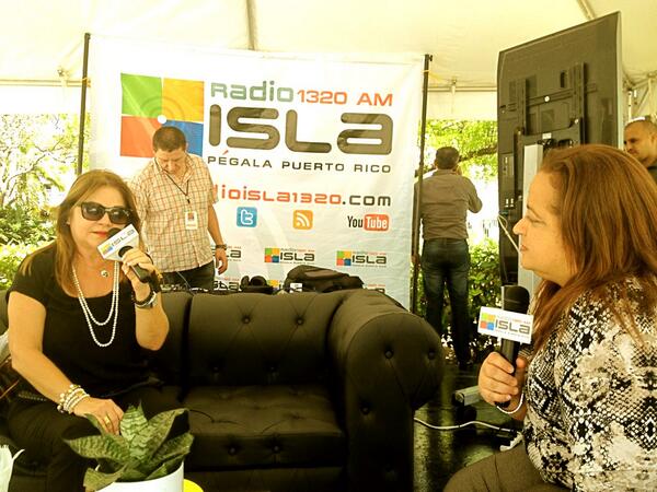 [FOTO] Ahora <a href="/inesquiles/">Inés Quiles</a> entrevista a la Sec de Hacienda. ¡Sintoniza! radioisla1320.com #planillas2013