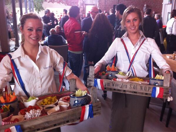 DolfRuesink's tweet photo. Kist Hollands Gezond bij opening restaurant @bijrozendaal #Enschede ,ziet er inderdaad gezond uit! http://t.co/6Qwu7Uzghs