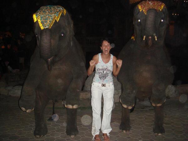 OfficialSlava's tweet photo. не зря сёдне слоны снились http://t.co/V8B8PO2xXd