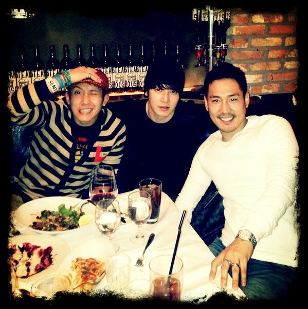 thebrianjoo's tweet photo. Goodtimes w/ @codename911 @CkimjrSeacret! Love catching up, the good old times are the best:) Return of FLYtotheSKY! http://t.co/047jYpEQnS