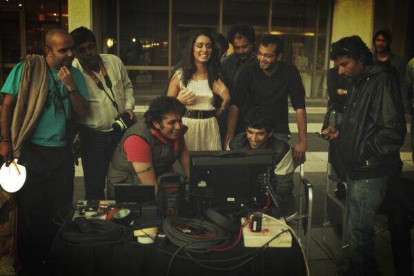 ShraddhaKapoor's tweet photo. “@mohit11481: Seems like just yesterday !! Cape Town .. http://t.co/amFeYvjoNh” Memories came flooding right back!