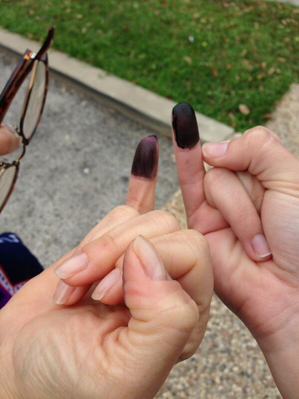 Mae Larrain tweet media