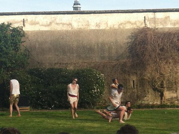 Sacré #197 Dominique Brun right now