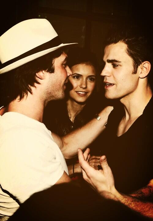 kolsbat's tweet photo. Ian, Nina and Paul. 💘
#iansomerhalder #ninadobrev #paulwesley @iansomerhalder @ninadobrev @paulwesley http://t.co/e1q3gEnGPP
