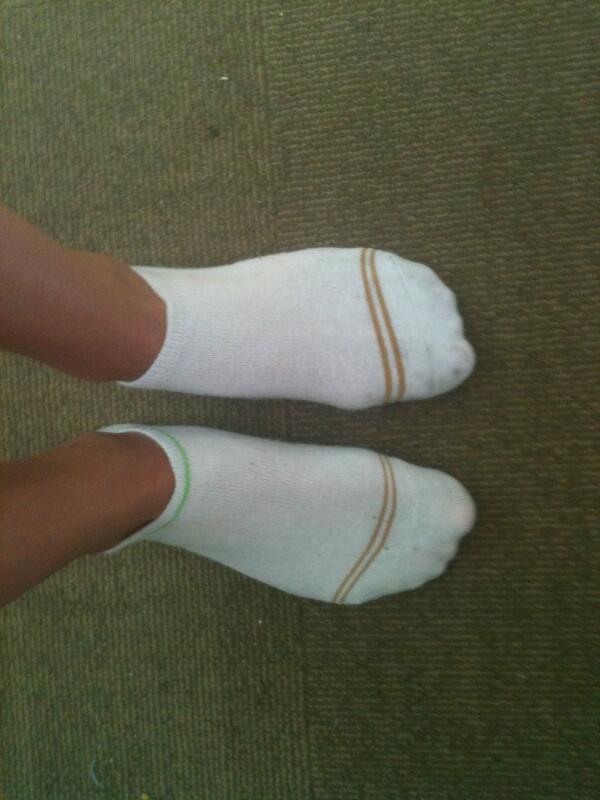 Do u think I have mini feet? #childrenssocks