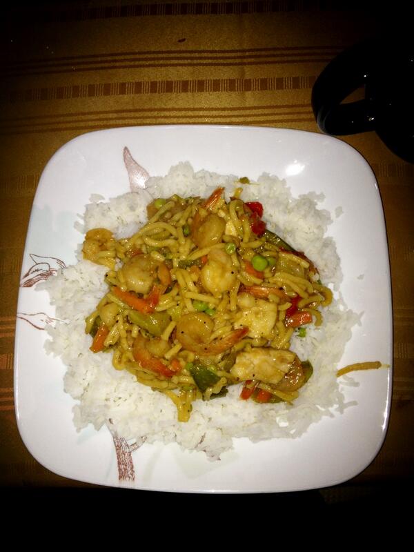 princessjoof's tweet image. I made my family dinner #beginnercook 😁