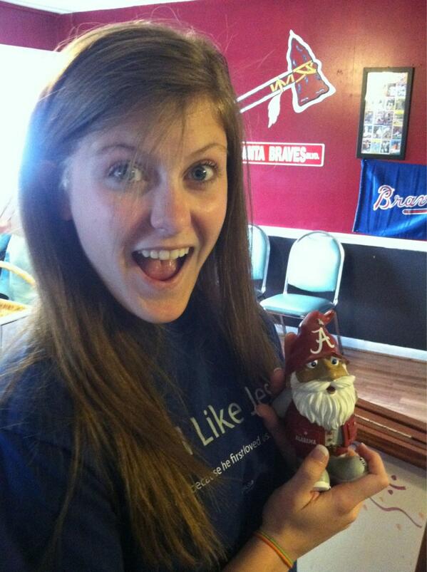 emilymorgan_15's tweet photo. @BamaSBgnomes spotted in Trenton, Georgia. #rolltidetothat 🐘🌊⚾ http://t.co/iOjPlAD86m