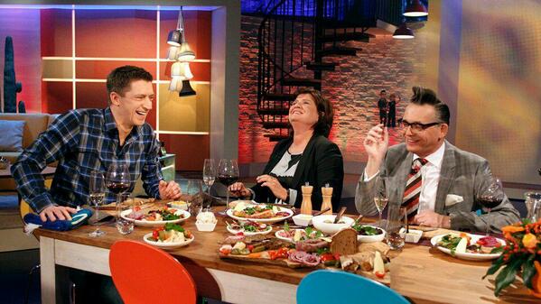 Heute in #Zimmerfrei Hallaschka im Studio, Schorn im Einspieler. #WDR goes #RTL