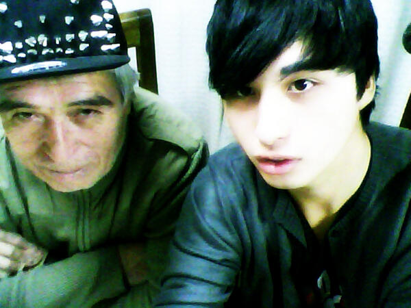 BlueYesung tweet picture