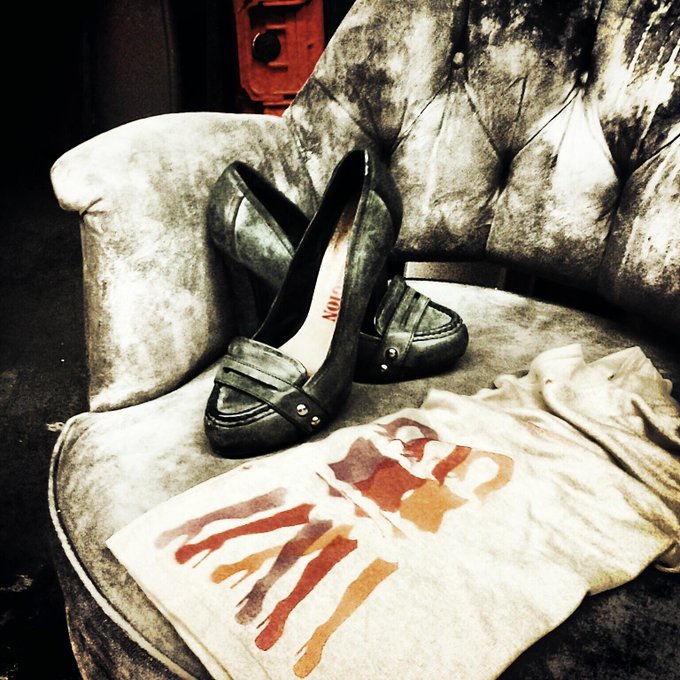 I paint my clothes.. why do i paint my clothes? Beacause people look at me weird if i just paint myself