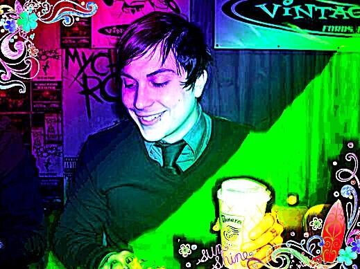 Icon_MakerFL tweet picture