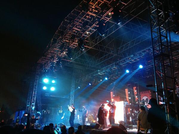 coachella's tweet image. Who else just watched @WuTangClan perform CREAM with their very own orchestra at #Coachella!?