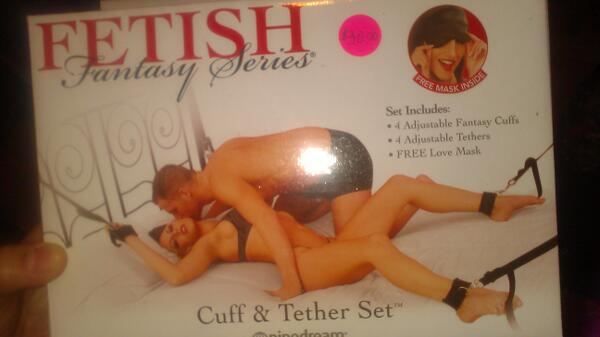 PRETTYCHICA290's tweet photo. Hey Twitter this fetish product can b bought at http://t.co/wkZk9ON9FM or from me.Cover his/her eyes,tie em up n...;) http://t.co/UbXuzFrWJI