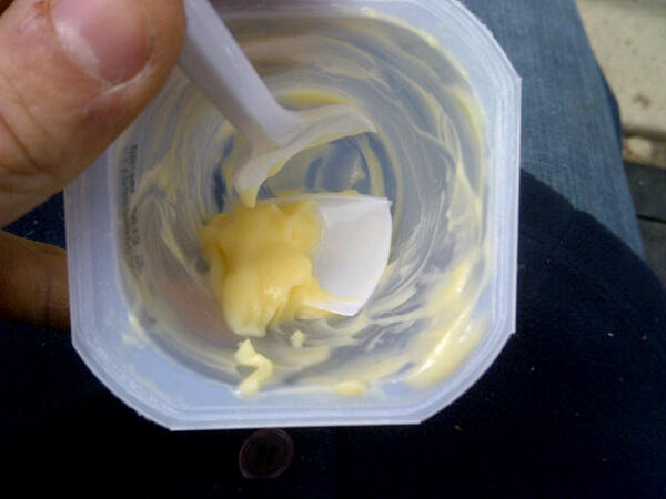 tonydaco's tweet image. Lunch break the final perfect scoop of nanner pudding and I break the spoon #lunchtimeproblems #willtherebeasequal