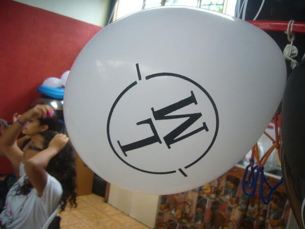 Aqui les dejo fotos de l cumpleaños del rey en Costa Rica