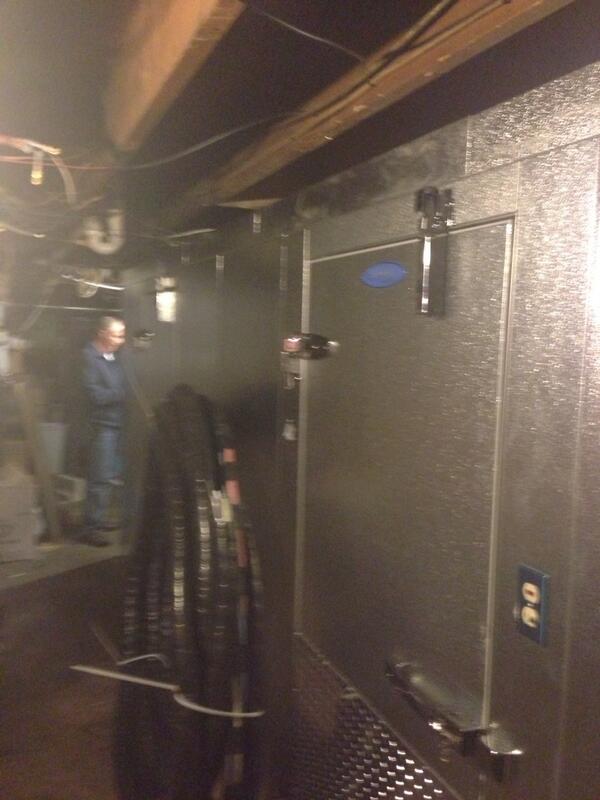 jayselbowroom's tweet photo. New draft system almost up and running #16handles http://t.co/ZkODB6JxOa
