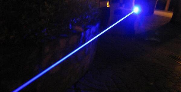 laserspaces's tweet image. 1000mw high power blue laser pointers,
waterproof and focus-adjustable,awesome laser pointers:
laserspaces.com/show_pro.asp?i…