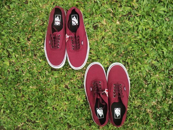 vans authentic red maroon