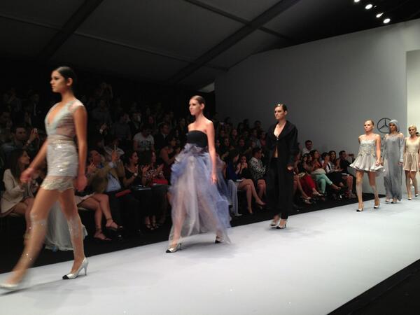 Quien's tweet photo. Una amplia gama de vestidos definieron la colección Otoño-Invierno 2013 de Alexia Ulibarri en @FashionWeekMx. http://t.co/EFLK1LFLL4