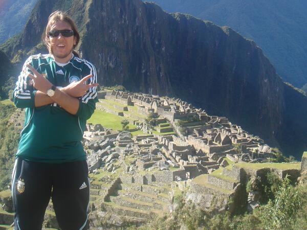 perdido's tweet photo. @adidasfutebol Palmeiras pelo mundo!! Levo o Palmeiras na camisa e no coração por todas a viagens que faço!! #orgulho http://t.co/nuMPoiIuM6